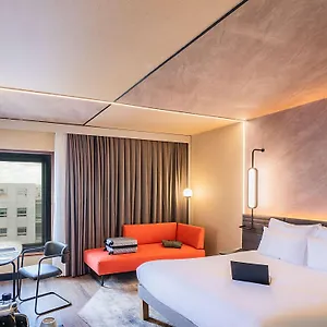 מלון Novotel